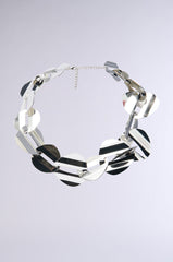 IYKYK STATEMENT NECKLACE