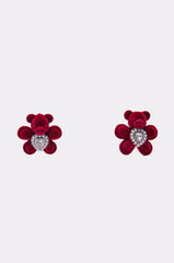 HUG ME EARRING