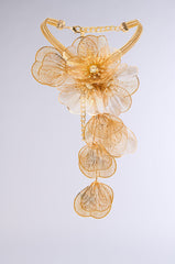 FLOWERING STATEMENT NECKLACE