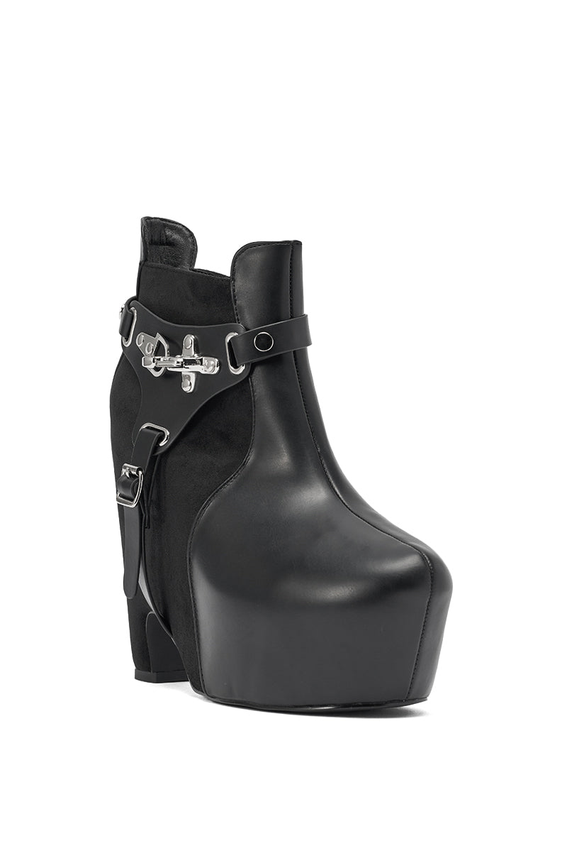 AZALEA WANG ABYSS BLACK WEDGE PLATFORM BOOTIE