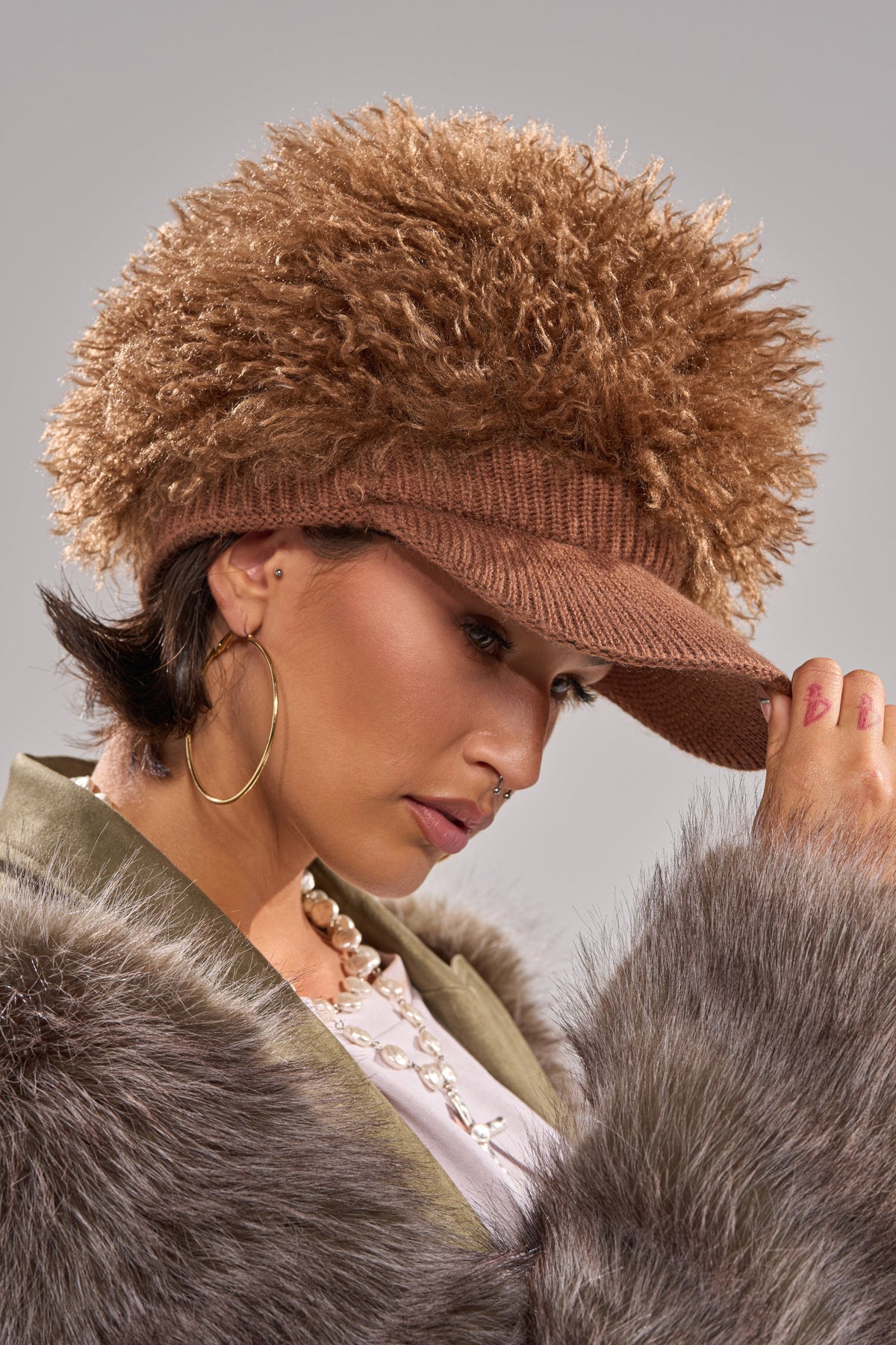 WHOS HAIR HAT
