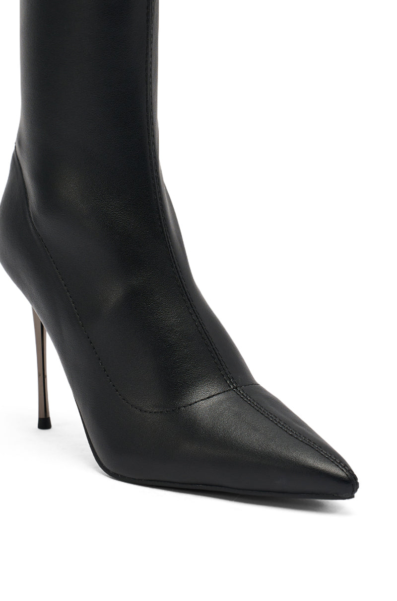 AZALEA WANG CALEANA BLACK METAL HEEL STRETCH PU BOOTIE