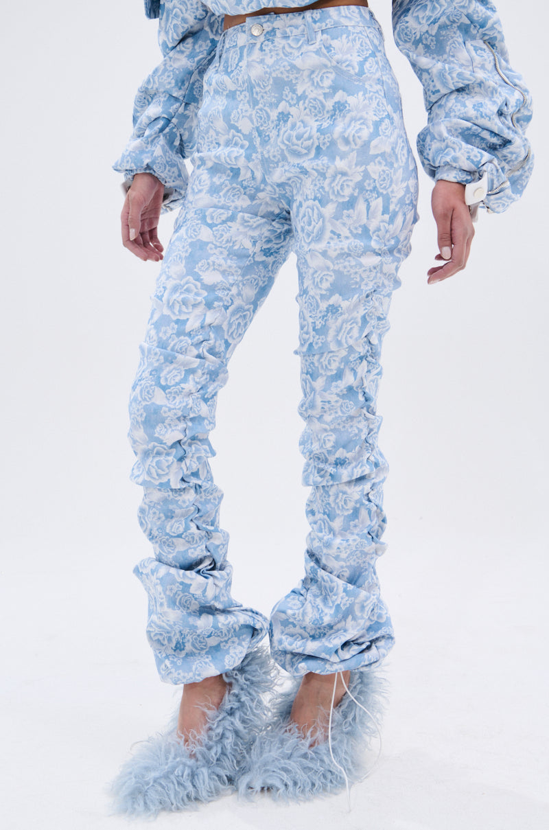 FLORAL LIFE DENIM STACKED PANT