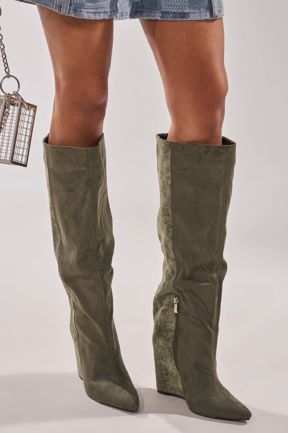 AZALEA WANG GIANNA OLIVE TWO TONED BOOT