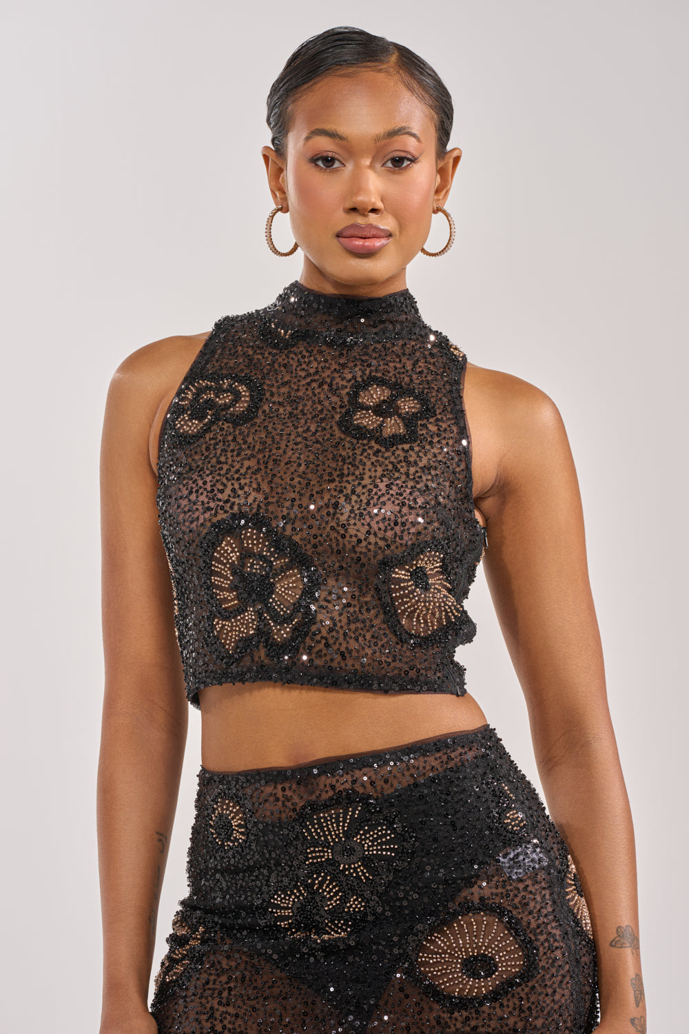 ALL EYES ON ME FLORAL MOCKNECK TOP