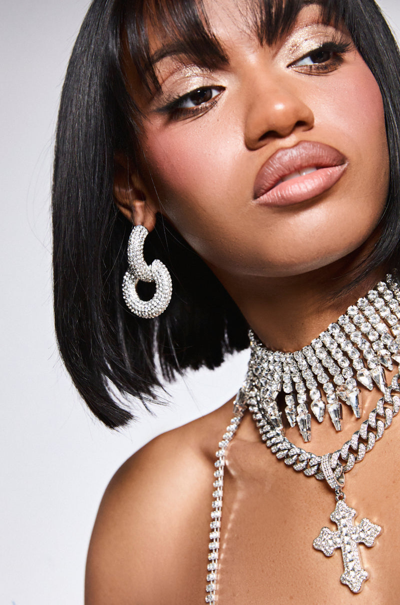 IM ON IT EARRING