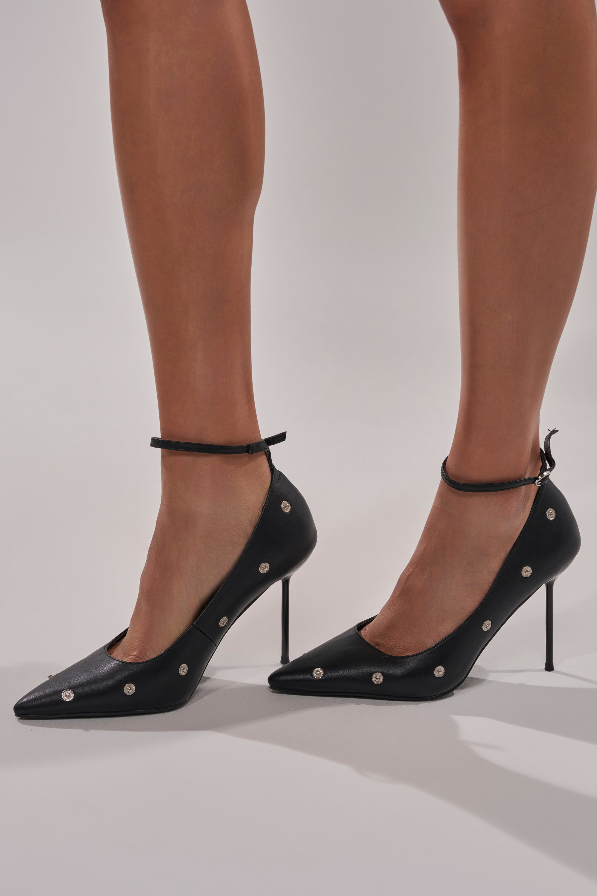 AZALEA WANG IMOGALE BLACK SILVER HARDWARE STILETTO PUMP