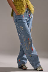 FEELING THE DIFFERENCE EMBELLISHED RELAXED DENIM