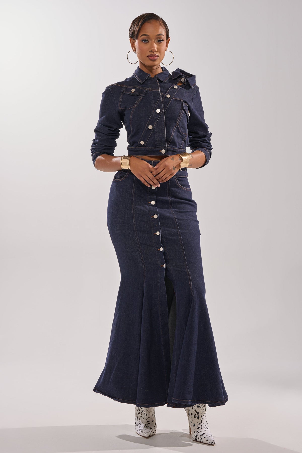 YOU GOT ME SPINNING DENIM MAXI SKIRT