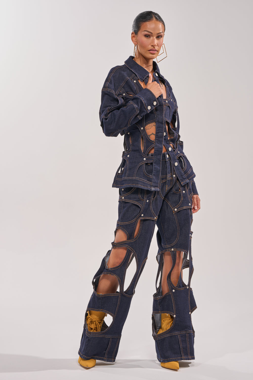 CUT YOU OUT RELAXED DENIM