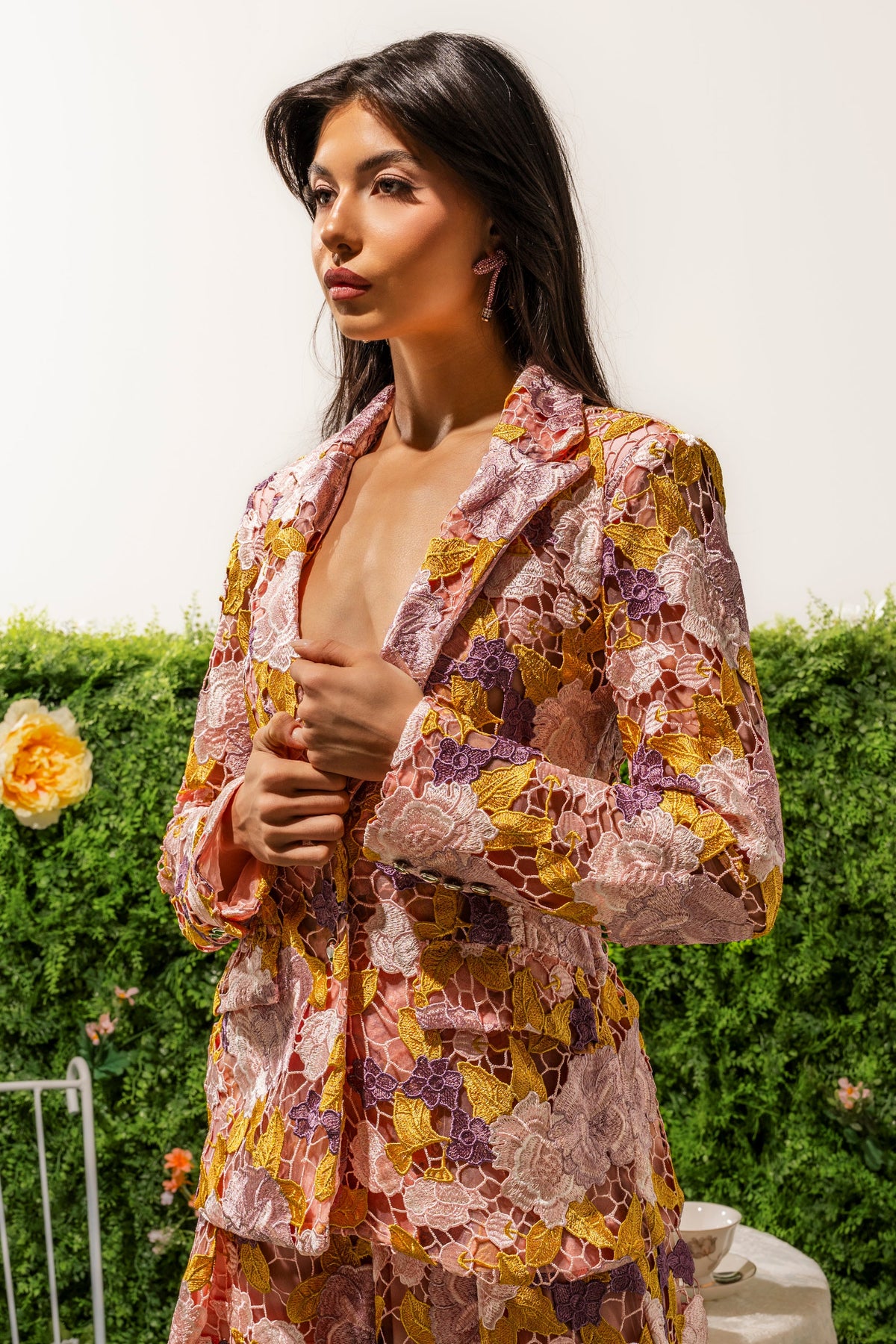 LILA LACE BLAZER