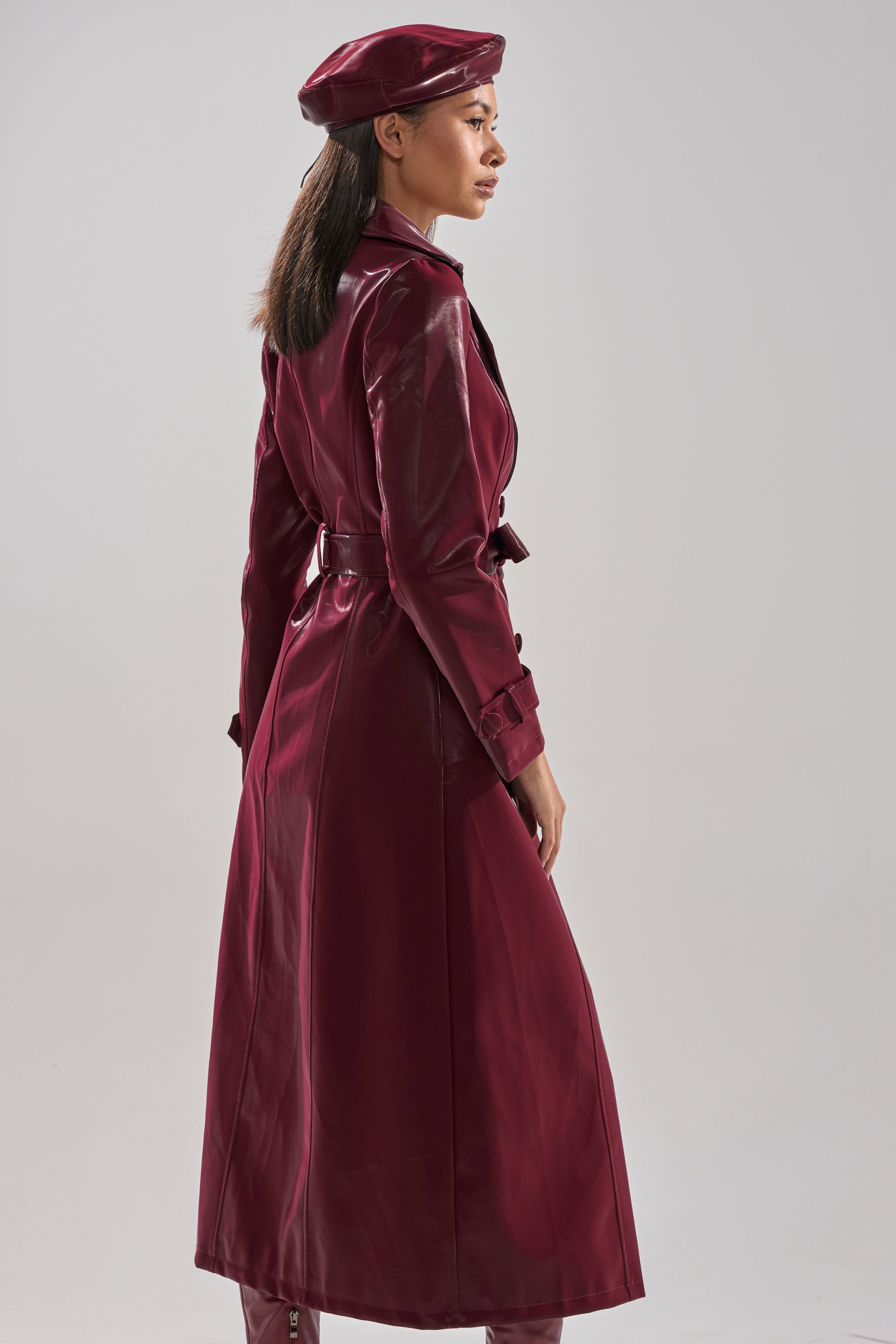 SANDO LIQUID VELVET TRENCH IN BURGUNDY