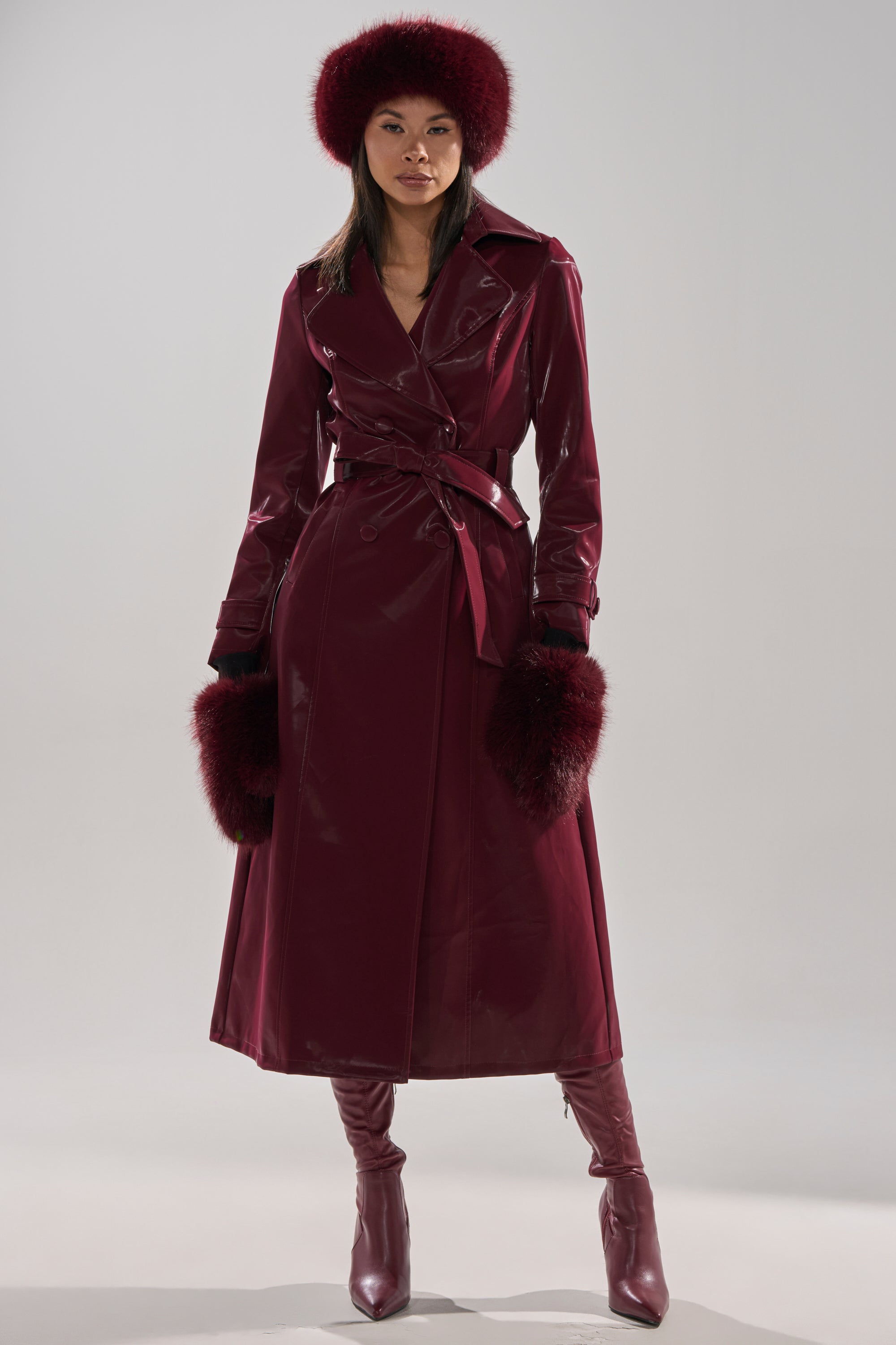 SANDO LIQUID VELVET TRENCH IN BURGUNDY