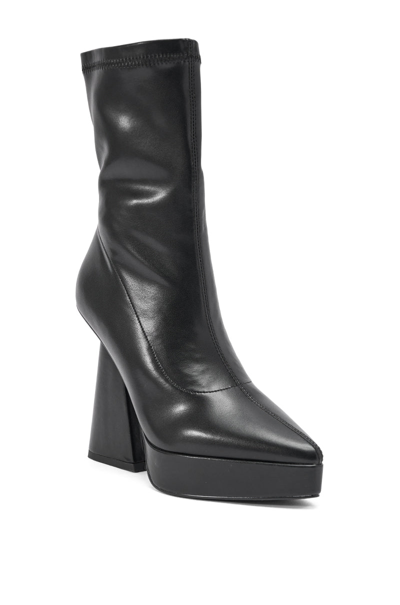 AZALEA WANG SAXTON BLACK PU CHUNKY POINTED TOE BOOTIE