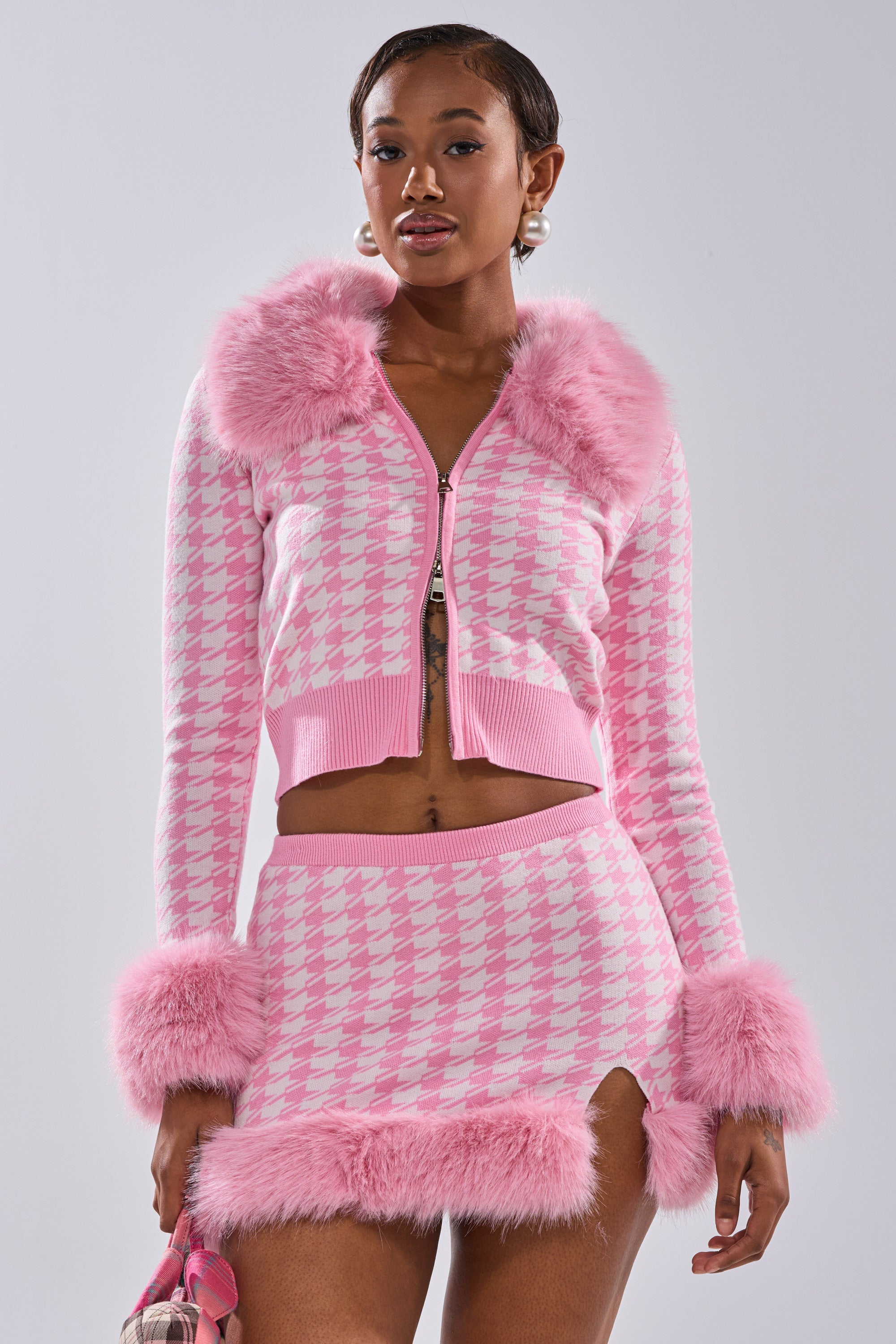 QUEEN OF LOVE SWEATER WITH FUR TRIM