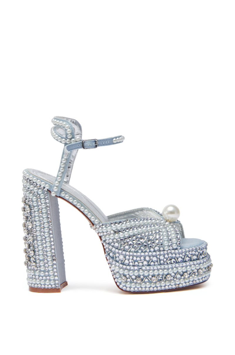 AZALEA WANG SOMETHING BLUE CHUNKY SANDAL