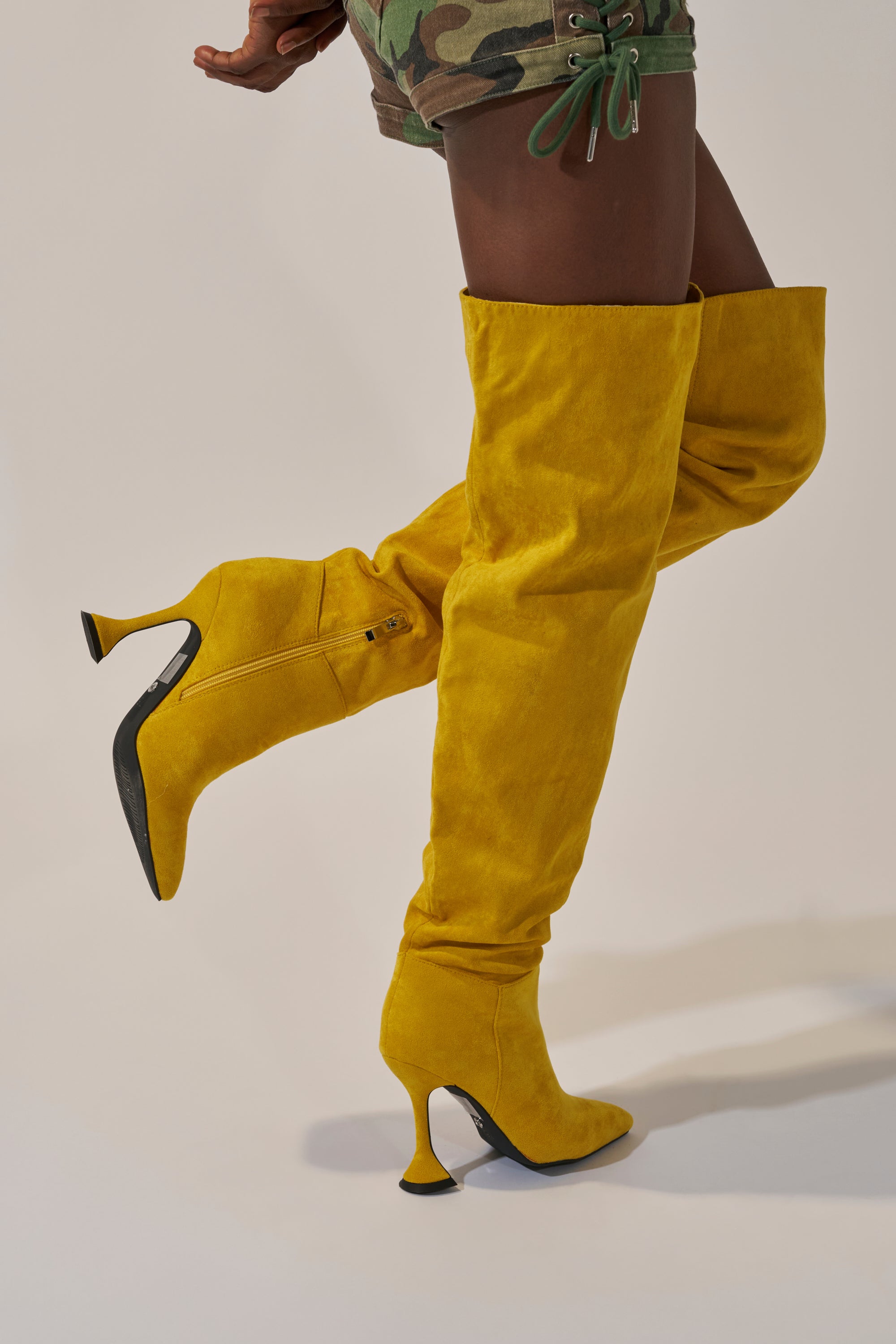 AZALEA WANG STEPHAN YELLOW FAUX SUEDE CHUNKY BOOT