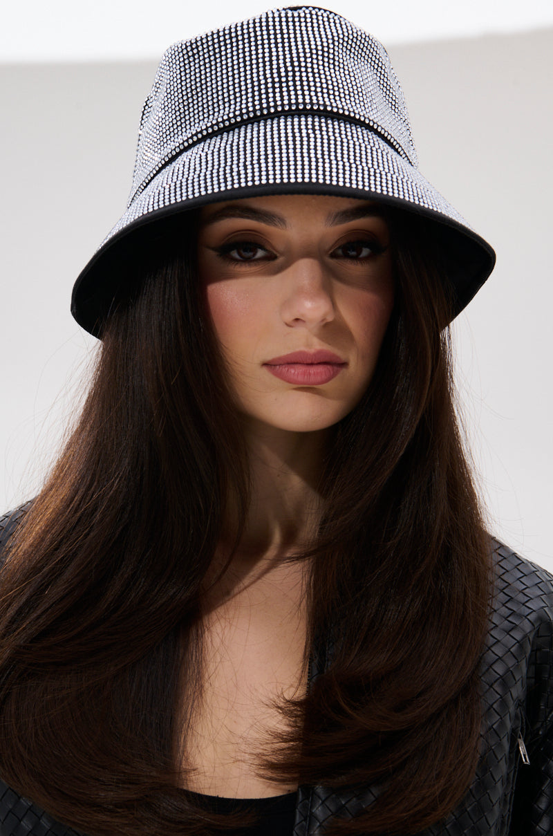 PAY ME BLING BUCKET HAT