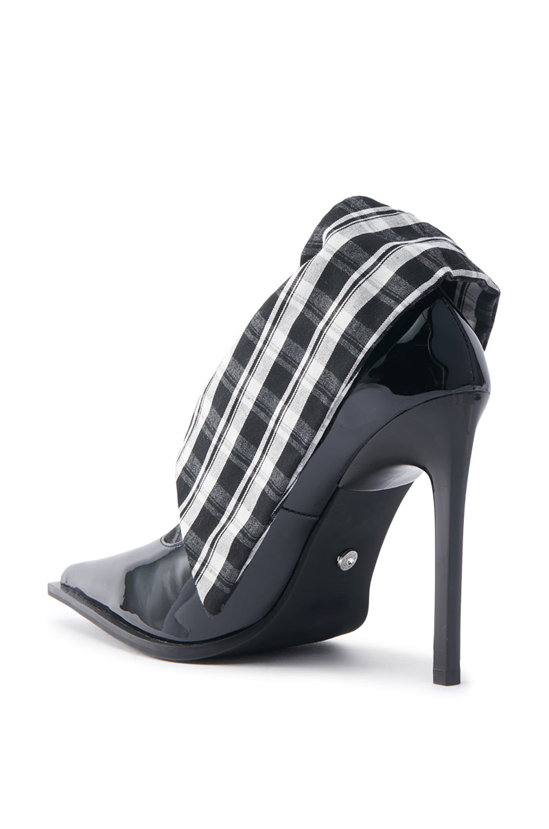 AZALEA WANG TLALLI BLACK COLLARED PUMP STILETTO