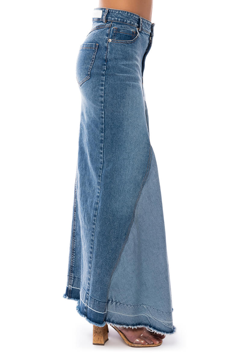 ADDED FLARE FRONT PLEAT MAXI SKIRT