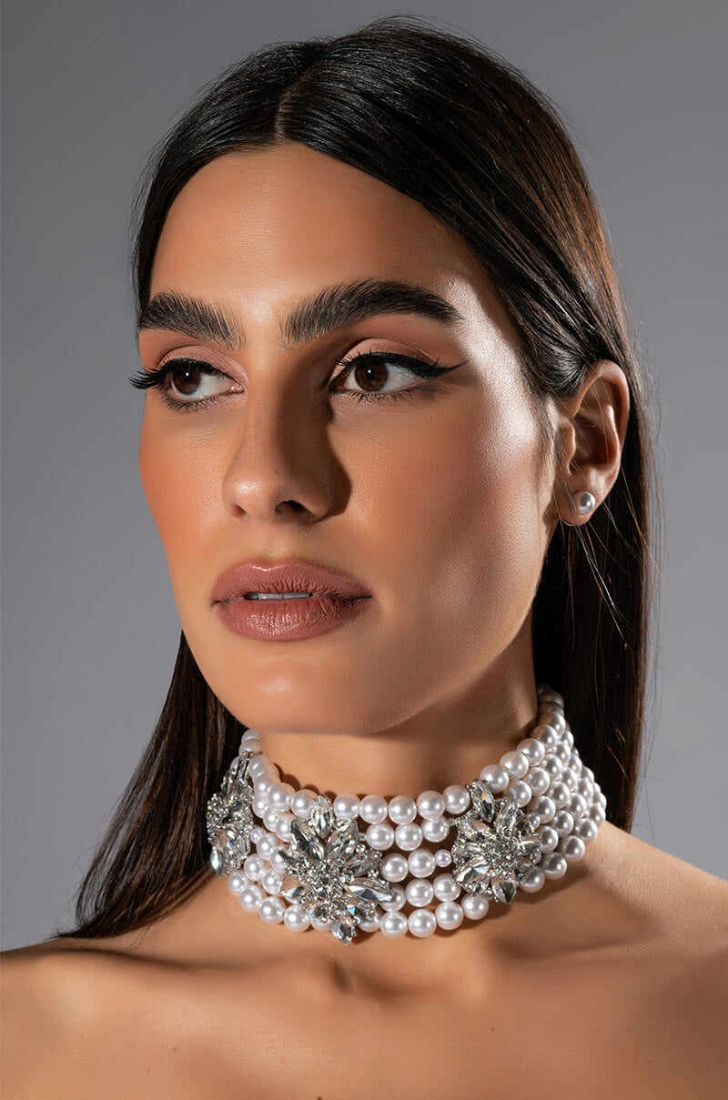 ANTOINETTE LAYERED PEARL CHOKER