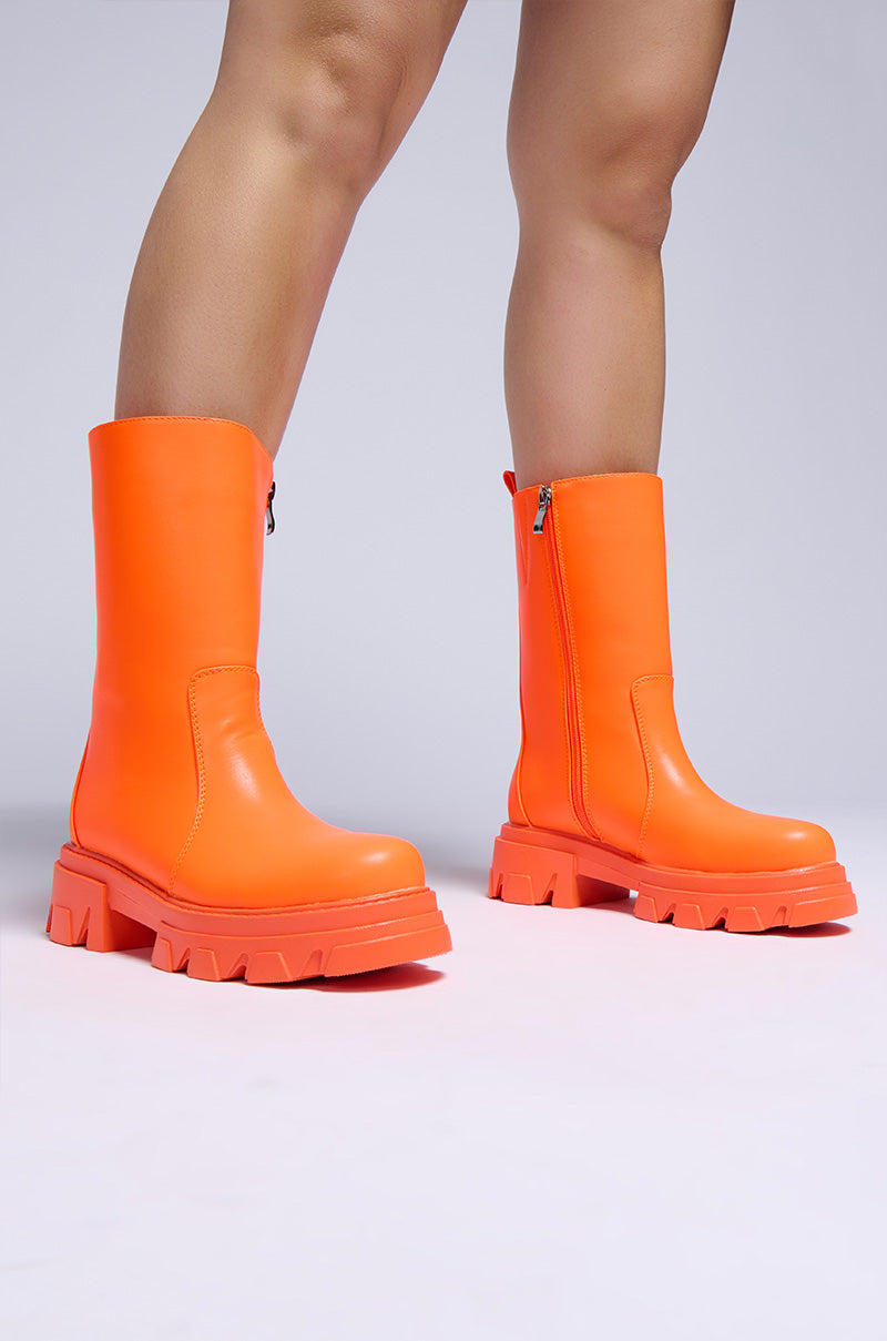 AZALEA WANG KLOCHAVA ORANGE BOOTIE