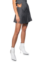 BUSINESS MEETS FASHION MINI SKIRT