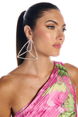 DYNAMIC EARRING