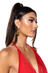 HIGH CLASS EARRING