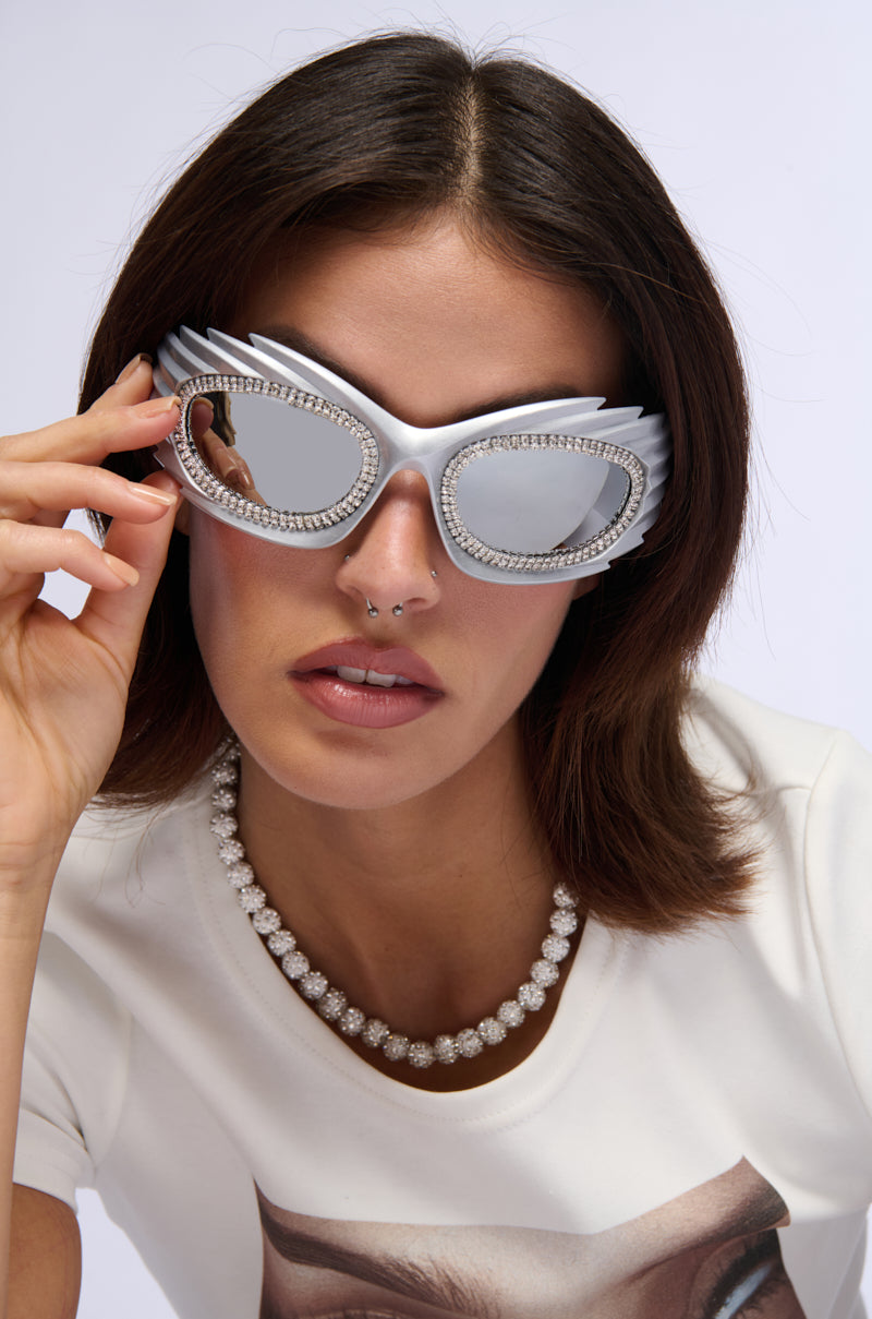 IN YOUR FUTURE SUNGLASSES IN SILVER