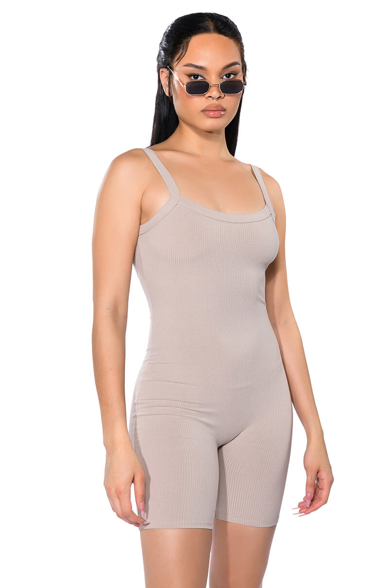 JILLY CLASSIC SCOOP BACK ROMPER