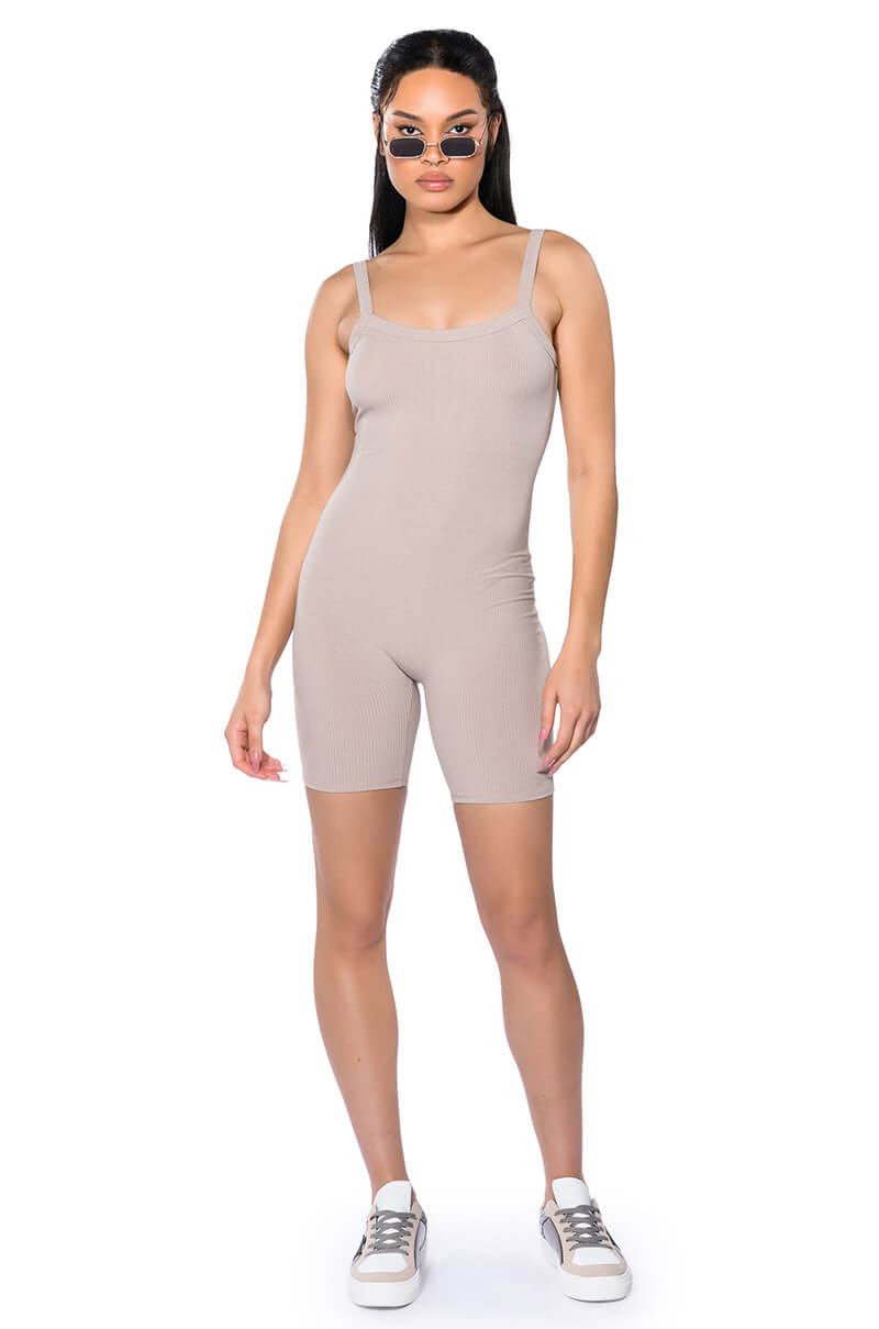 JILLY CLASSIC SCOOP BACK ROMPER