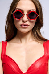 KISS ME SUNGLASSES