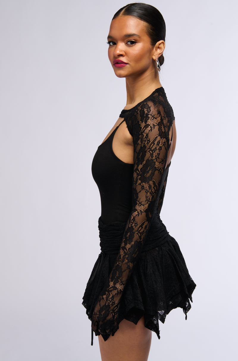 LACED UP BOLERO GLOVE
