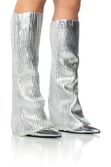 METALLIC MANIA KNIT LEG WARMER