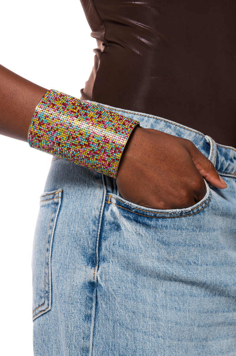 MIAMI GIRL CUFF