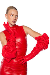 ON MY MIND OVERSIZED SLOUCH GLOVE