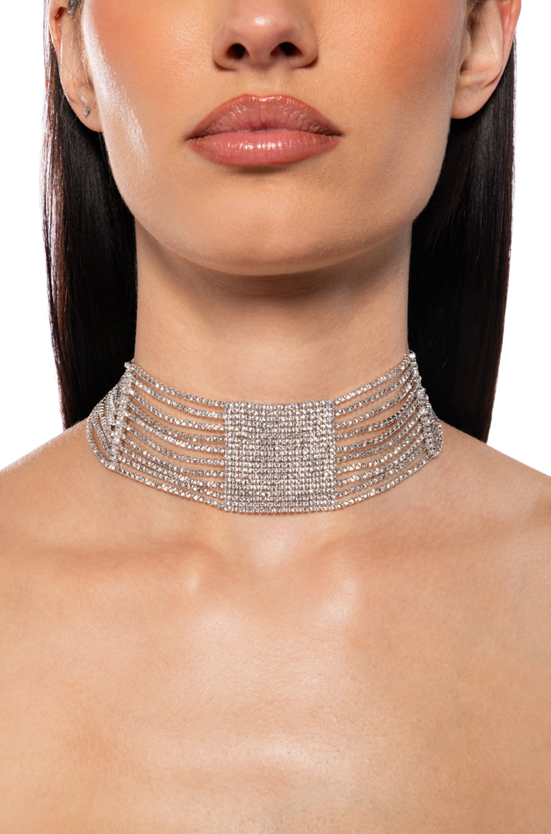 PAY ME IN DIAMONDS CHOKER IN SILVER
