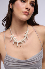 PRETTY IN PEARLS NECKLACE