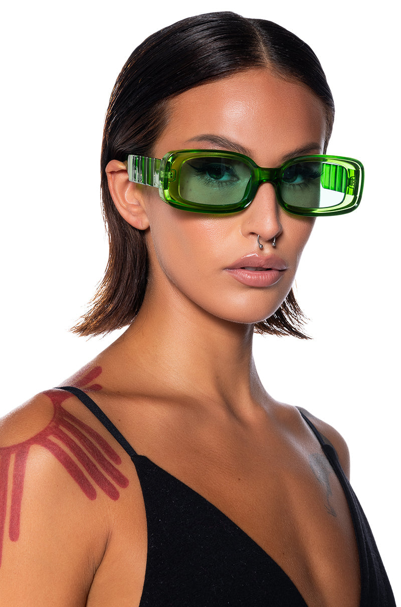 RETRO VIBES SUNGLASSES