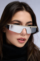 SPACE BUT MAKE IT GLAM SUNGLASSES